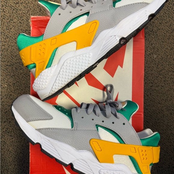 Nike Air Huarache Lucid Green - Gray and Yellow Sneakers - Picture 1 of 5